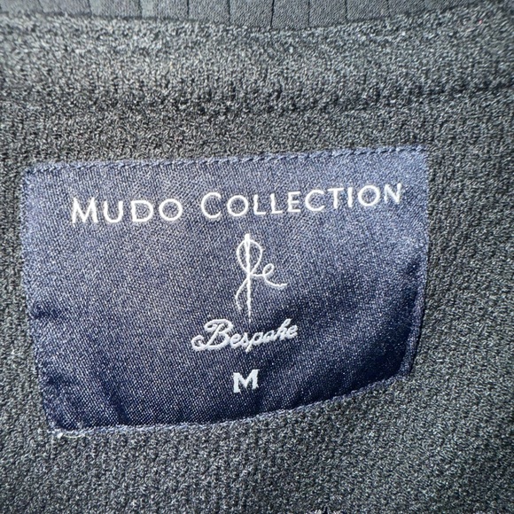 Elegant Mudo Collection Bespoke jacket in size M. - Picture 3 of 4